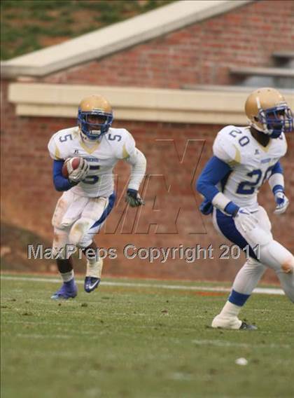 Thumbnail 2 in Phoebus vs. Stone Bridge (VHSL Group 3A Division 5 Final) photogallery.