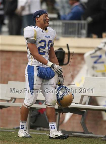 Thumbnail 2 in Phoebus vs. Stone Bridge (VHSL Group 3A Division 5 Final) photogallery.