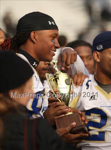 Thumbnail 1 in Phoebus vs. Stone Bridge (VHSL Group 3A Division 5 Final) photogallery.