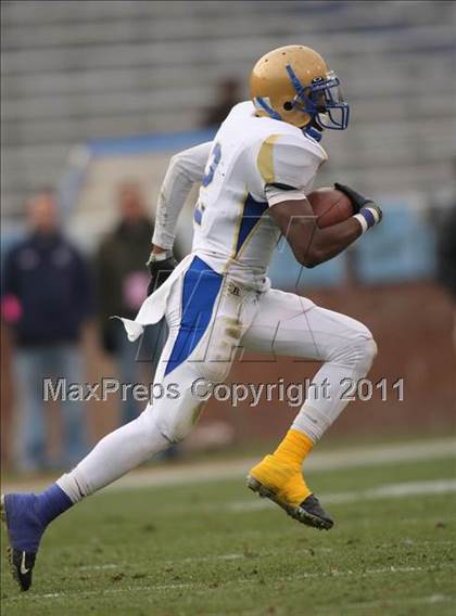 Thumbnail 1 in Phoebus vs. Stone Bridge (VHSL Group 3A Division 5 Final) photogallery.