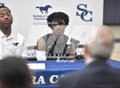 Thumbnail 1 in Sierra Canyon Basketball Media Day - Boys  photogallery.