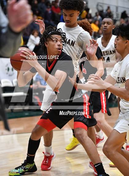 Thumbnail 1 in Salesian College Preparatory vs. Etiwanda (The Classic at Damien) photogallery.