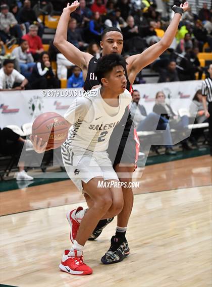 Thumbnail 2 in Salesian College Preparatory vs. Etiwanda (The Classic at Damien) photogallery.