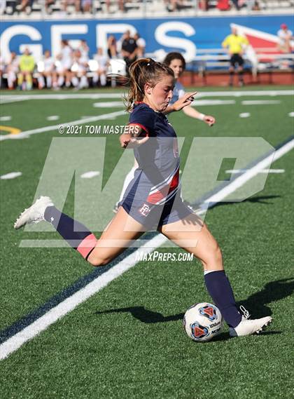 Thumbnail 2 in Charlotte Latin @ Providence Day (NCISAA 4A Championship) photogallery.
