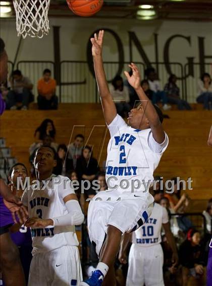 Thumbnail 1 in North Crowley vs. Warren (McDonald's Texas Invitational) photogallery.