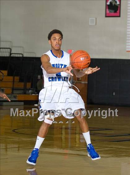 Thumbnail 1 in North Crowley vs. Warren (McDonald's Texas Invitational) photogallery.