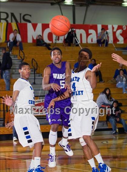 Thumbnail 1 in North Crowley vs. Warren (McDonald's Texas Invitational) photogallery.