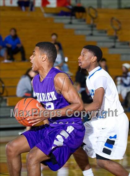 Thumbnail 1 in North Crowley vs. Warren (McDonald's Texas Invitational) photogallery.