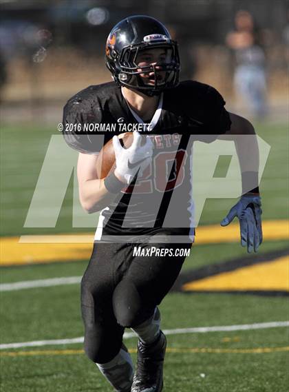 Thumbnail 2 in Hanover vs. Dighton (KSHSAA 8M D2 Final) photogallery.