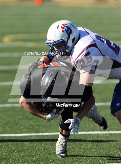 Thumbnail 3 in Hanover vs. Dighton (KSHSAA 8M D2 Final) photogallery.