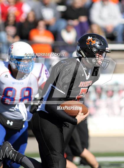 Thumbnail 3 in Hanover vs. Dighton (KSHSAA 8M D2 Final) photogallery.