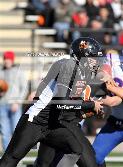Thumbnail 2 in Hanover vs. Dighton (KSHSAA 8M D2 Final) photogallery.