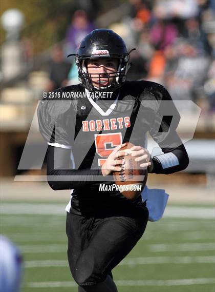 Thumbnail 3 in Hanover vs. Dighton (KSHSAA 8M D2 Final) photogallery.