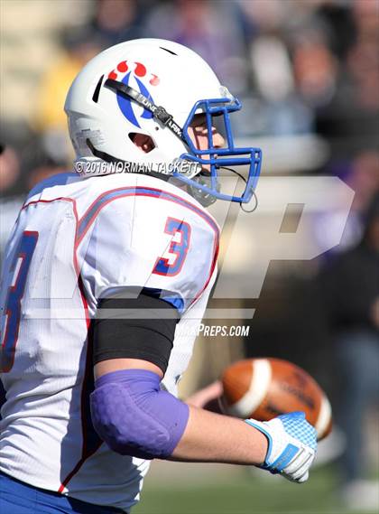 Thumbnail 2 in Hanover vs. Dighton (KSHSAA 8M D2 Final) photogallery.