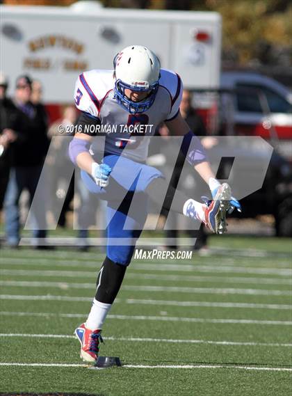 Thumbnail 3 in Hanover vs. Dighton (KSHSAA 8M D2 Final) photogallery.
