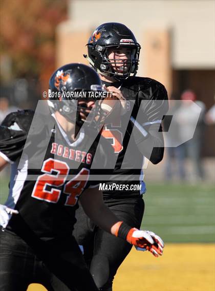 Thumbnail 3 in Hanover vs. Dighton (KSHSAA 8M D2 Final) photogallery.