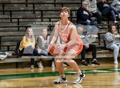 Thumbnail 1 in Hamilton Heights vs. Delta (IHSAA 3A Section 24 Semifinal) photogallery.