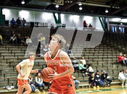 Thumbnail 3 in Hamilton Heights vs. Delta (IHSAA 3A Section 24 Semifinal) photogallery.