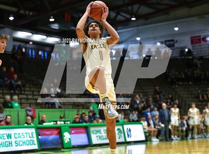 Thumbnail 3 in Hamilton Heights vs. Delta (IHSAA 3A Section 24 Semifinal) photogallery.