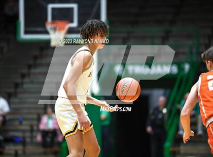 Thumbnail 3 in Hamilton Heights vs. Delta (IHSAA 3A Section 24 Semifinal) photogallery.