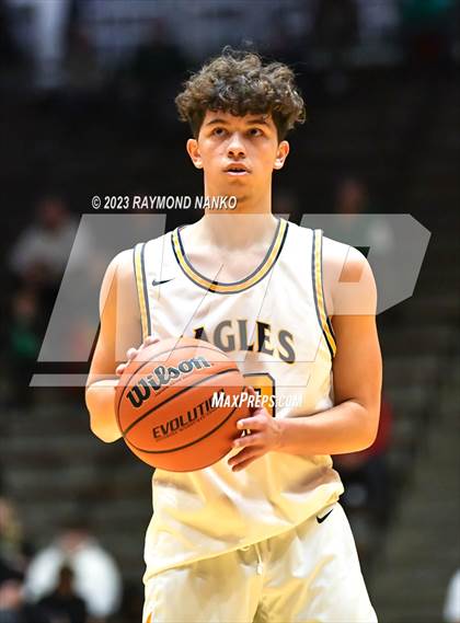 Thumbnail 2 in Hamilton Heights vs. Delta (IHSAA 3A Section 24 Semifinal) photogallery.