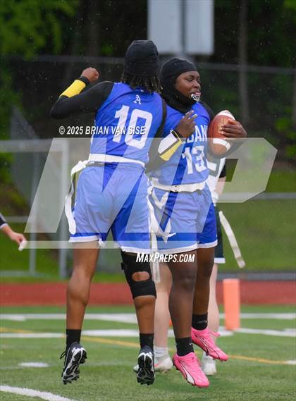 Thumbnail 1 in Shenendehowa @ Albany (NYSPHSAA Section 2 Class A Final) photogallery.