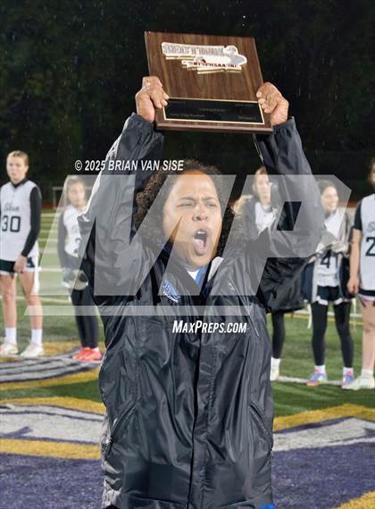 Thumbnail 1 in Shenendehowa @ Albany (NYSPHSAA Section 2 Class A Final) photogallery.