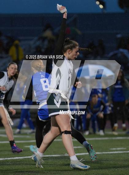 Thumbnail 1 in Shenendehowa @ Albany (NYSPHSAA Section 2 Class A Final) photogallery.