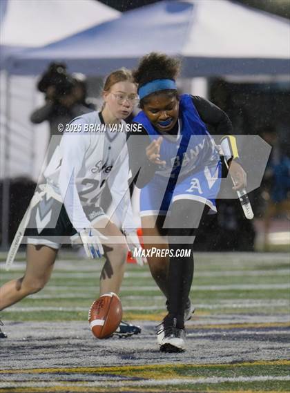 Thumbnail 3 in Shenendehowa @ Albany (NYSPHSAA Section 2 Class A Final) photogallery.