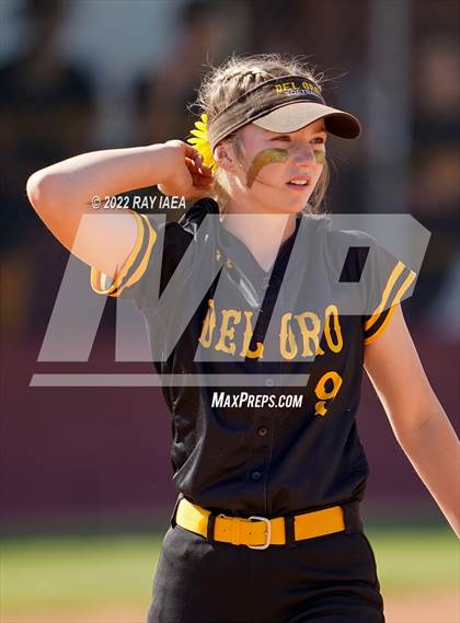 Thumbnail 2 in St. Francis vs. Del Oro (CIF SJS D2 Final) photogallery.