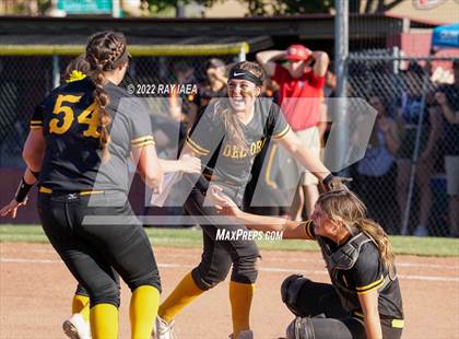 Thumbnail 2 in St. Francis vs. Del Oro (CIF SJS D2 Final) photogallery.