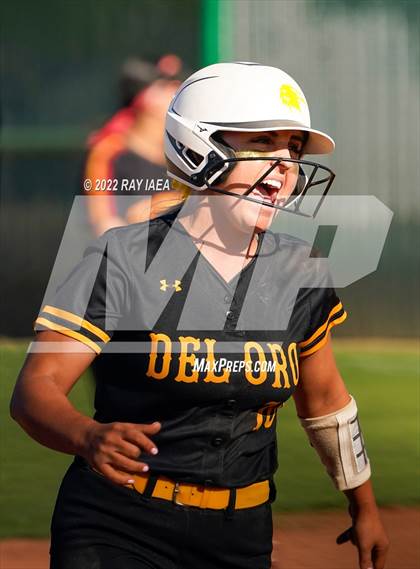 Thumbnail 3 in St. Francis vs. Del Oro (CIF SJS D2 Final) photogallery.