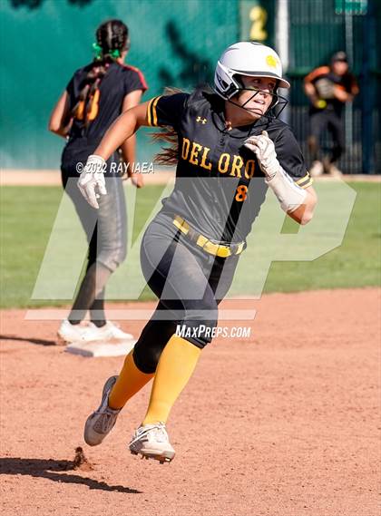 Thumbnail 1 in St. Francis vs. Del Oro (CIF SJS D2 Final) photogallery.