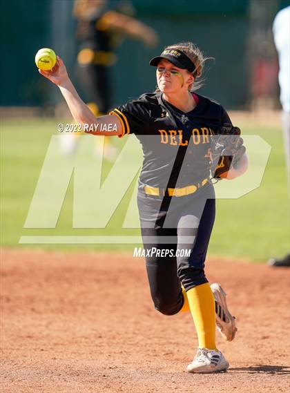 Thumbnail 1 in St. Francis vs. Del Oro (CIF SJS D2 Final) photogallery.