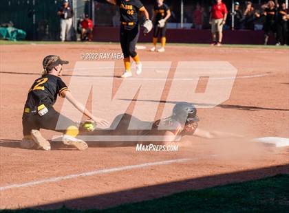 Thumbnail 1 in St. Francis vs. Del Oro (CIF SJS D2 Final) photogallery.