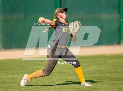 Thumbnail 2 in St. Francis vs. Del Oro (CIF SJS D2 Final) photogallery.