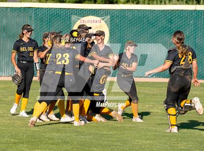 Thumbnail 3 in St. Francis vs. Del Oro (CIF SJS D2 Final) photogallery.