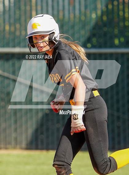 Thumbnail 2 in St. Francis vs. Del Oro (CIF SJS D2 Final) photogallery.
