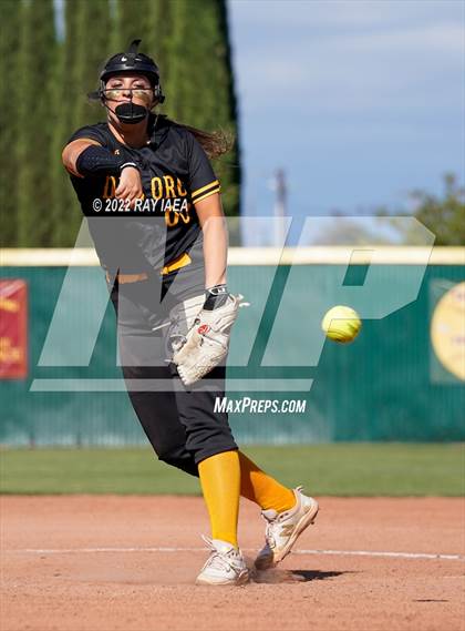 Thumbnail 1 in St. Francis vs. Del Oro (CIF SJS D2 Final) photogallery.