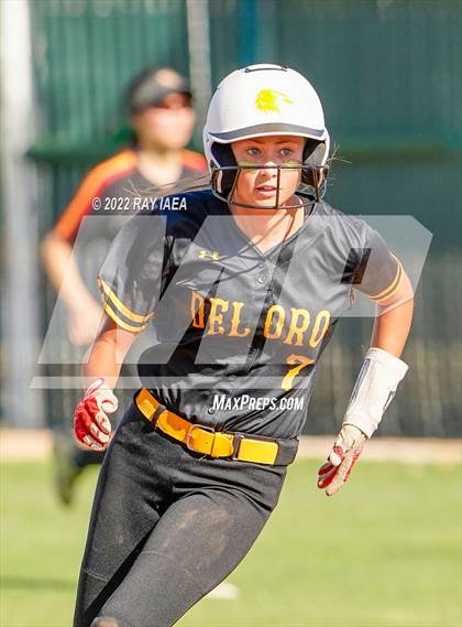Thumbnail 3 in St. Francis vs. Del Oro (CIF SJS D2 Final) photogallery.