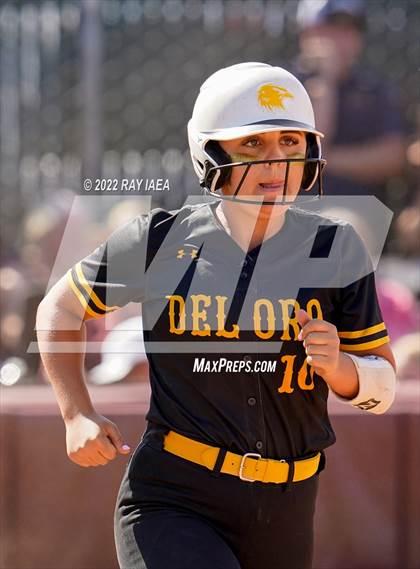 Thumbnail 3 in St. Francis vs. Del Oro (CIF SJS D2 Final) photogallery.