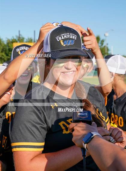 Thumbnail 2 in St. Francis vs. Del Oro (CIF SJS D2 Final) photogallery.
