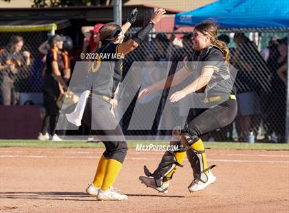 Thumbnail 3 in St. Francis vs. Del Oro (CIF SJS D2 Final) photogallery.