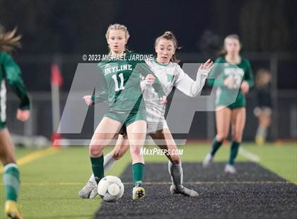 Thumbnail 3 in Skyline vs Woodinville (WIAA 4A Final) photogallery.