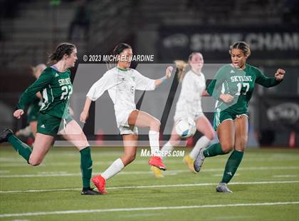Thumbnail 1 in Skyline vs Woodinville (WIAA 4A Final) photogallery.