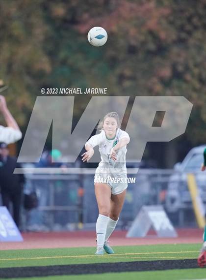 Thumbnail 1 in Skyline vs Woodinville (WIAA 4A Final) photogallery.