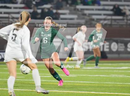 Thumbnail 2 in Skyline vs Woodinville (WIAA 4A Final) photogallery.