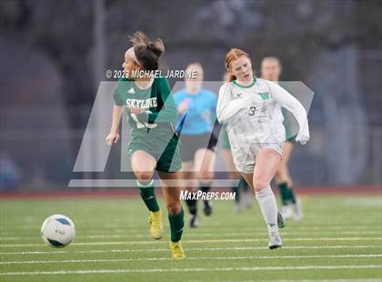Thumbnail 1 in Skyline vs Woodinville (WIAA 4A Final) photogallery.