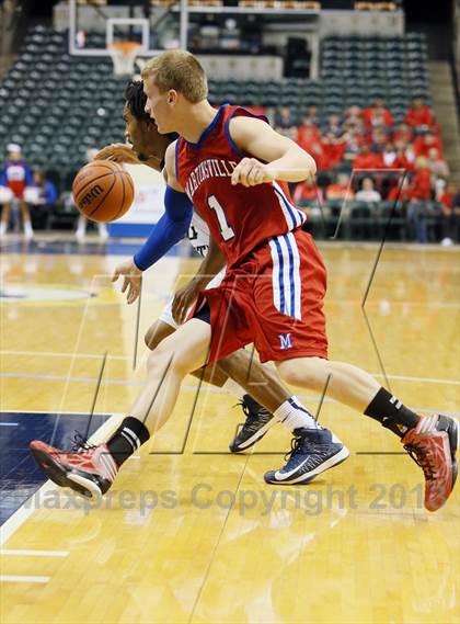 Thumbnail 3 in Martinsville vs. Decatur Central (Bankers Life Fieldhouse Challenge) photogallery.