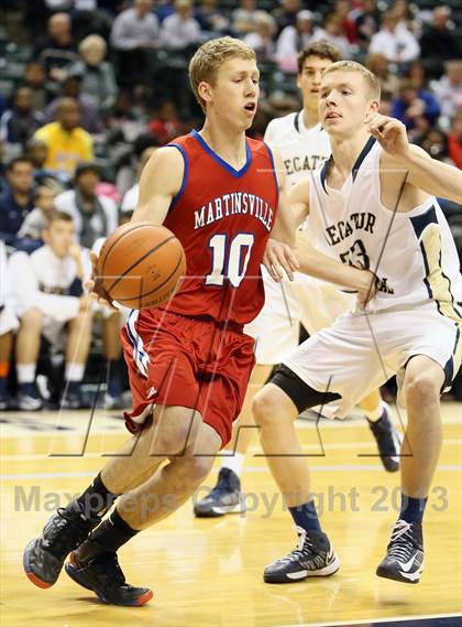 Thumbnail 3 in Martinsville vs. Decatur Central (Bankers Life Fieldhouse Challenge) photogallery.